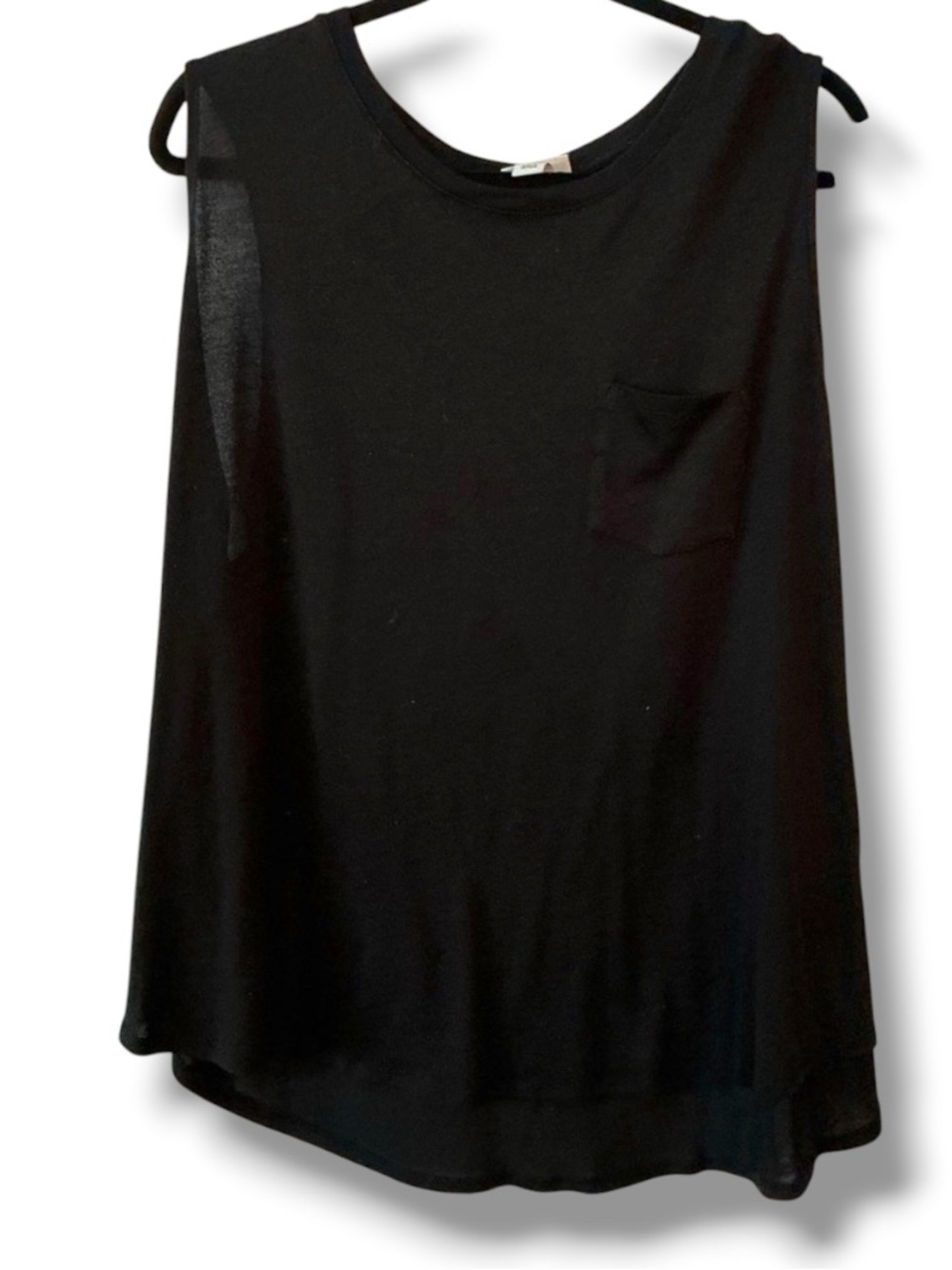 Ava & Viv sleeveless loose fit tank top